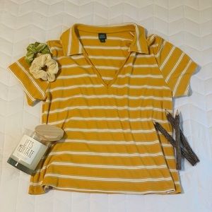 Wild Fable - striped yellow crop top! ☀️